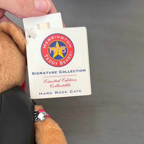 Hard Rock Cafe Aruba Plush Bear - Tan with Black Vest - Picture 2 of 3